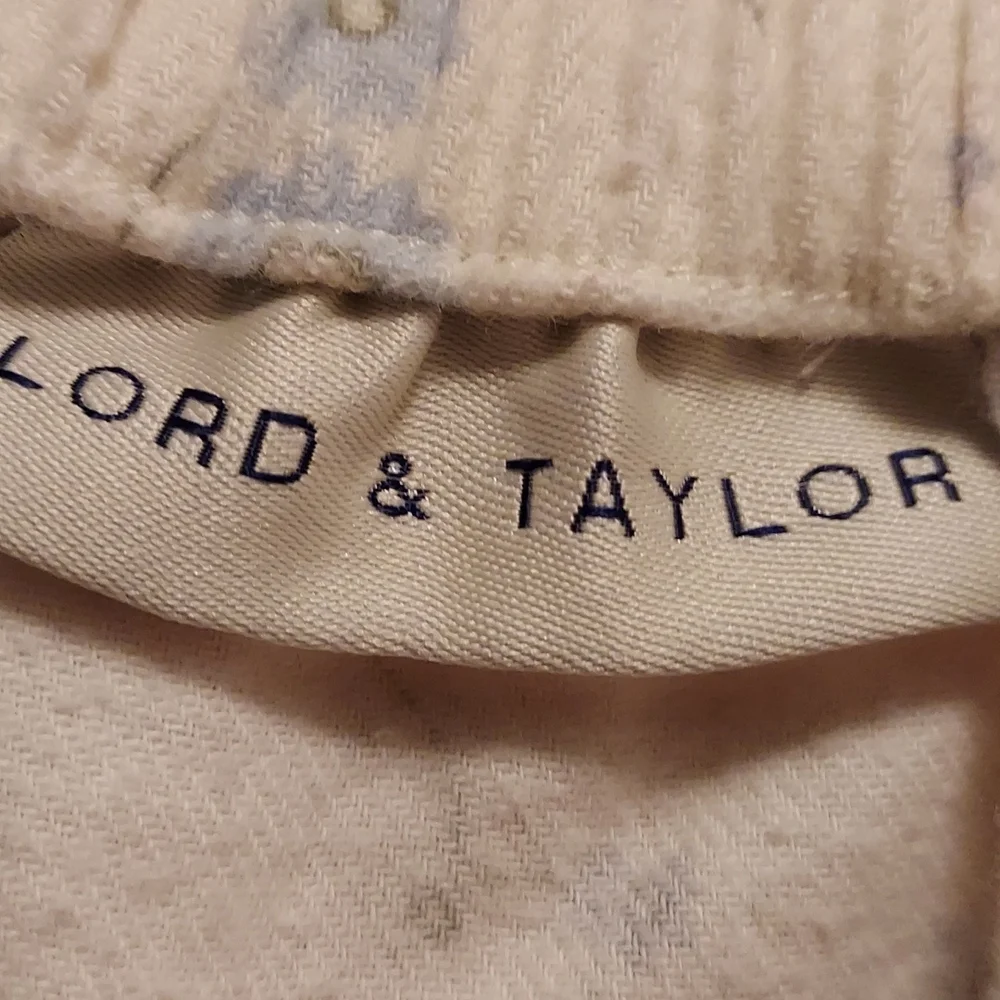 Lord & Taylor Flannel Pajama Pants Size M - Picture 3 of 4